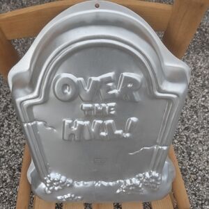 Wilton Over The Hill Tombstone 30th 40th 50th 60th 70th Birthday Cake Pan Joke